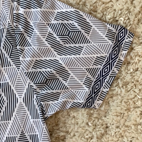 NWT Umbro Pro Training Cropped Jersey L - Picture 4 of 7